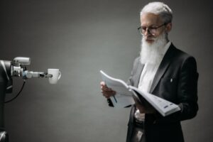 Como a inteligência artificial está transformando a educação e quais são suas aplicações práticas