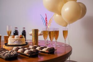 Como criar uma trilha sonora perfeita para suas festas: dicas e inspirações